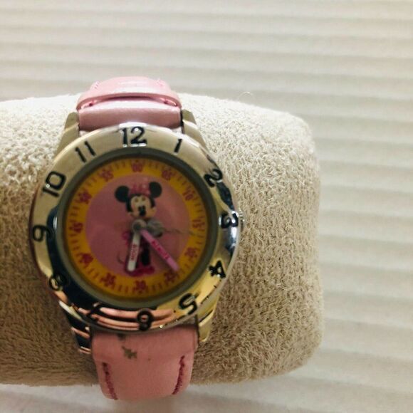 Disney Minnie Mouse Watch Pink Genuine Leather Analog Wrist Watch Japan Movt. - Picture 8 of 12